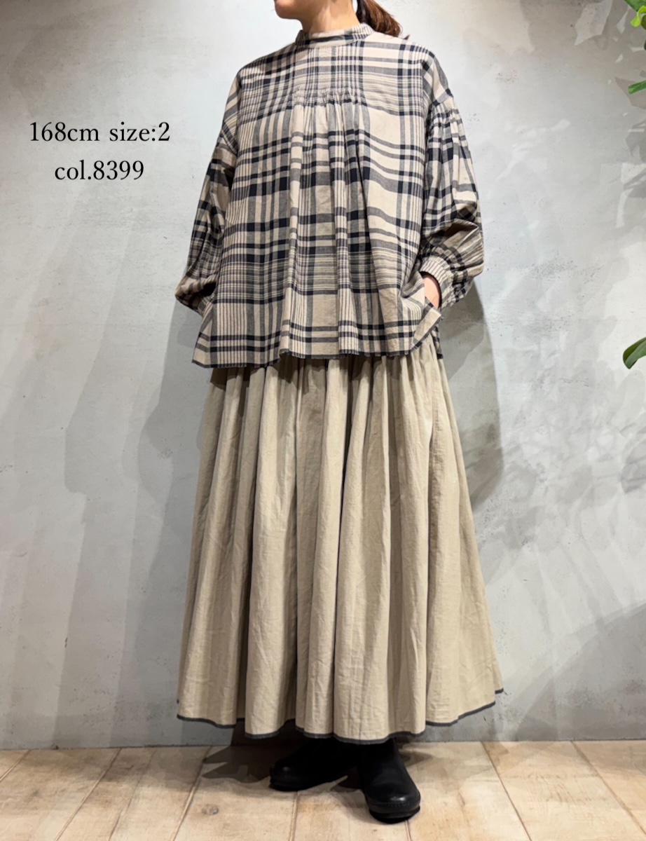 INMDS25732(シャツ) HANDWOVEN HEAVY COTTON CHECK BACK OPENING STAND COLLAR SHIRT WITH MINI PINTUCK