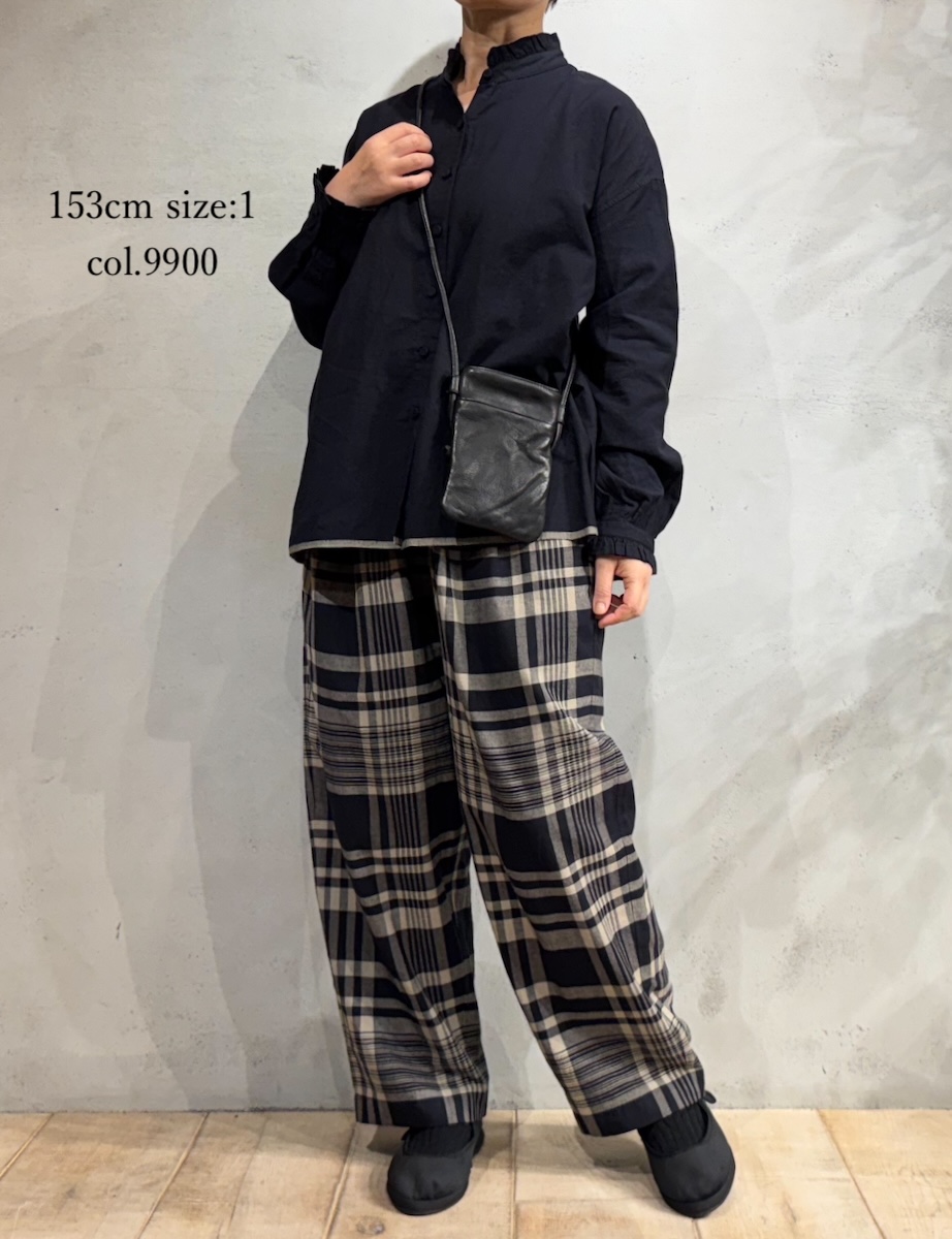 INMDS25721(シャツ) HANDWOVEN HEAVY COTTON PLAIN FRILL COLLAR BACK PINTUCK SHIRT