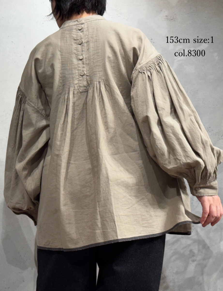INMDS25722(シャツ) HANDWOVEN HEAVY COTTON PLAIN BACK OPENING STAND COLLAR SHIRT WITH MINI PINTUCK