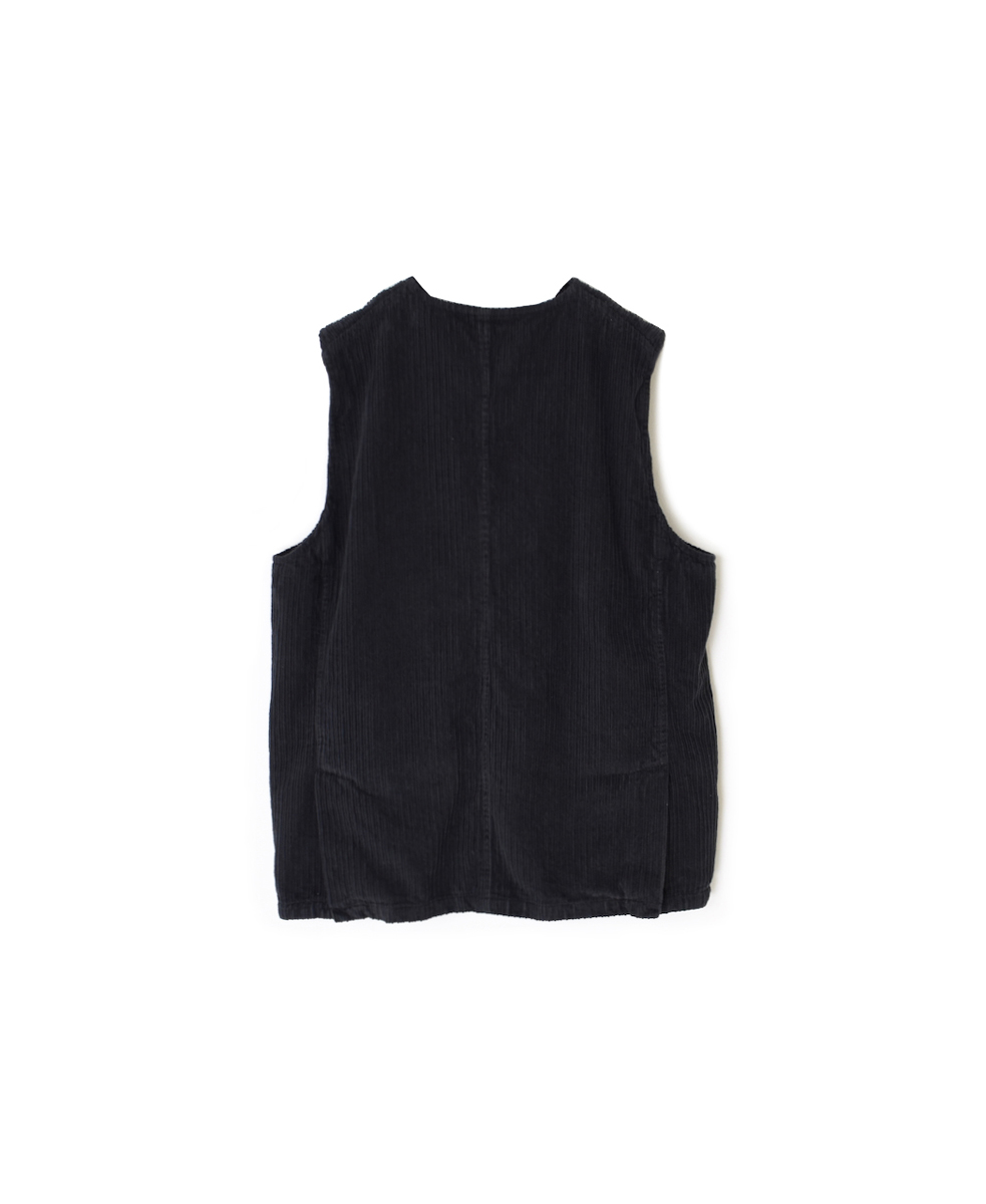 NVL2562D(ベスト)WIDE&NARROW WALE CORDUROY(OVERDYE) 60'S ORGANIC CAMBRIC NO COLLAR VEST