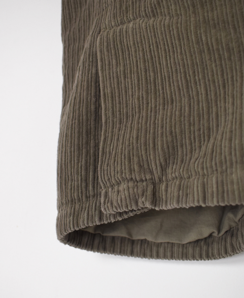 NVL2562D(ベスト)WIDE&NARROW WALE CORDUROY(OVERDYE) 60'S ORGANIC CAMBRIC NO COLLAR VEST