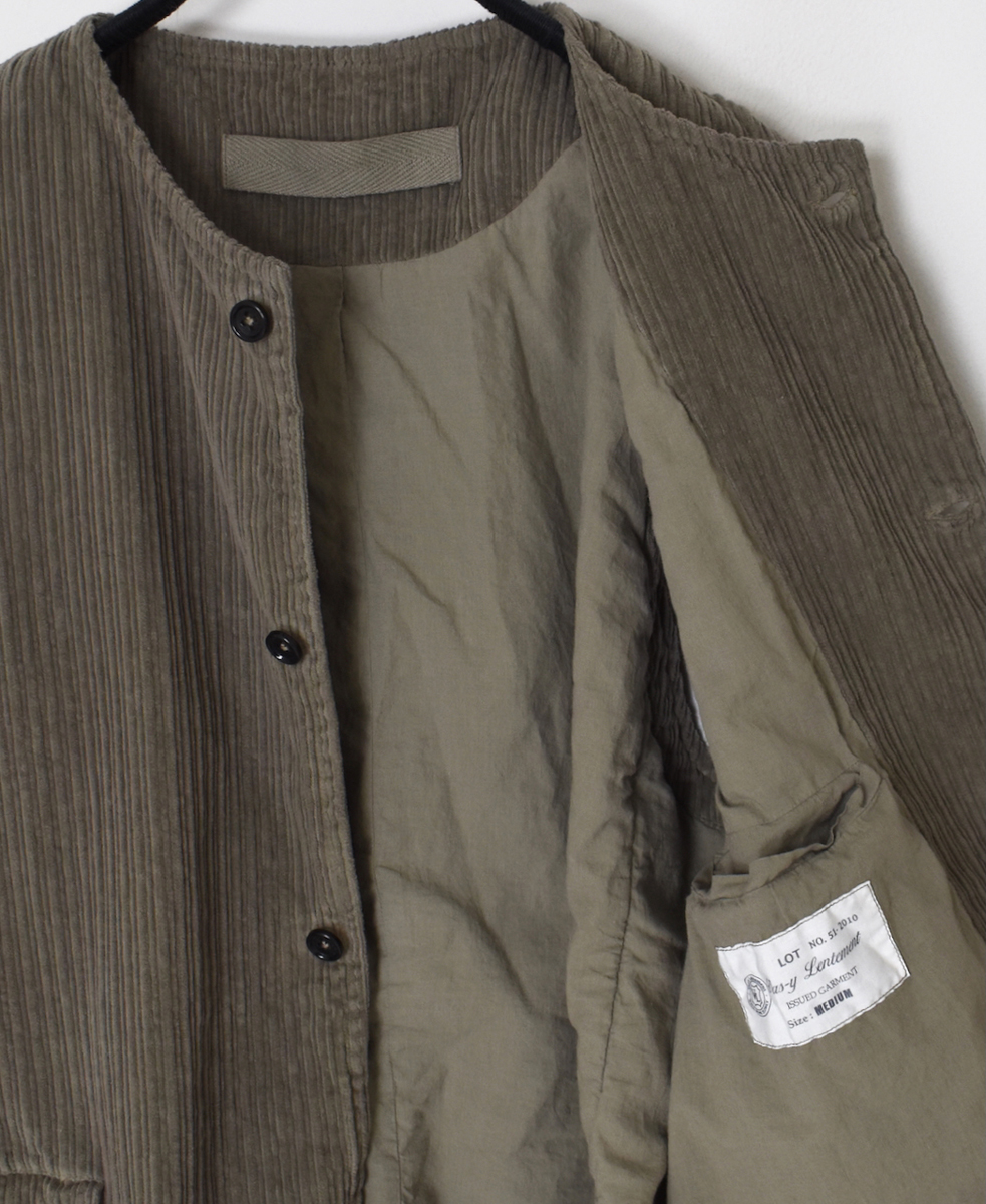 NVL2562D(ベスト)WIDE&NARROW WALE CORDUROY(OVERDYE) 60'S ORGANIC CAMBRIC NO COLLAR VEST