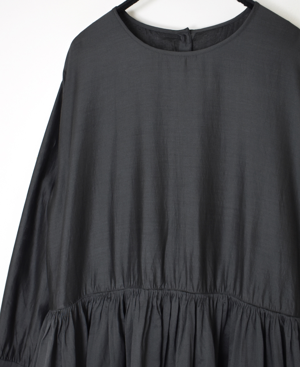 NMDS25544(ワンピース)  PLAIN COTTON SILK RAJASTHAN TUCK GATHERED DRESS
