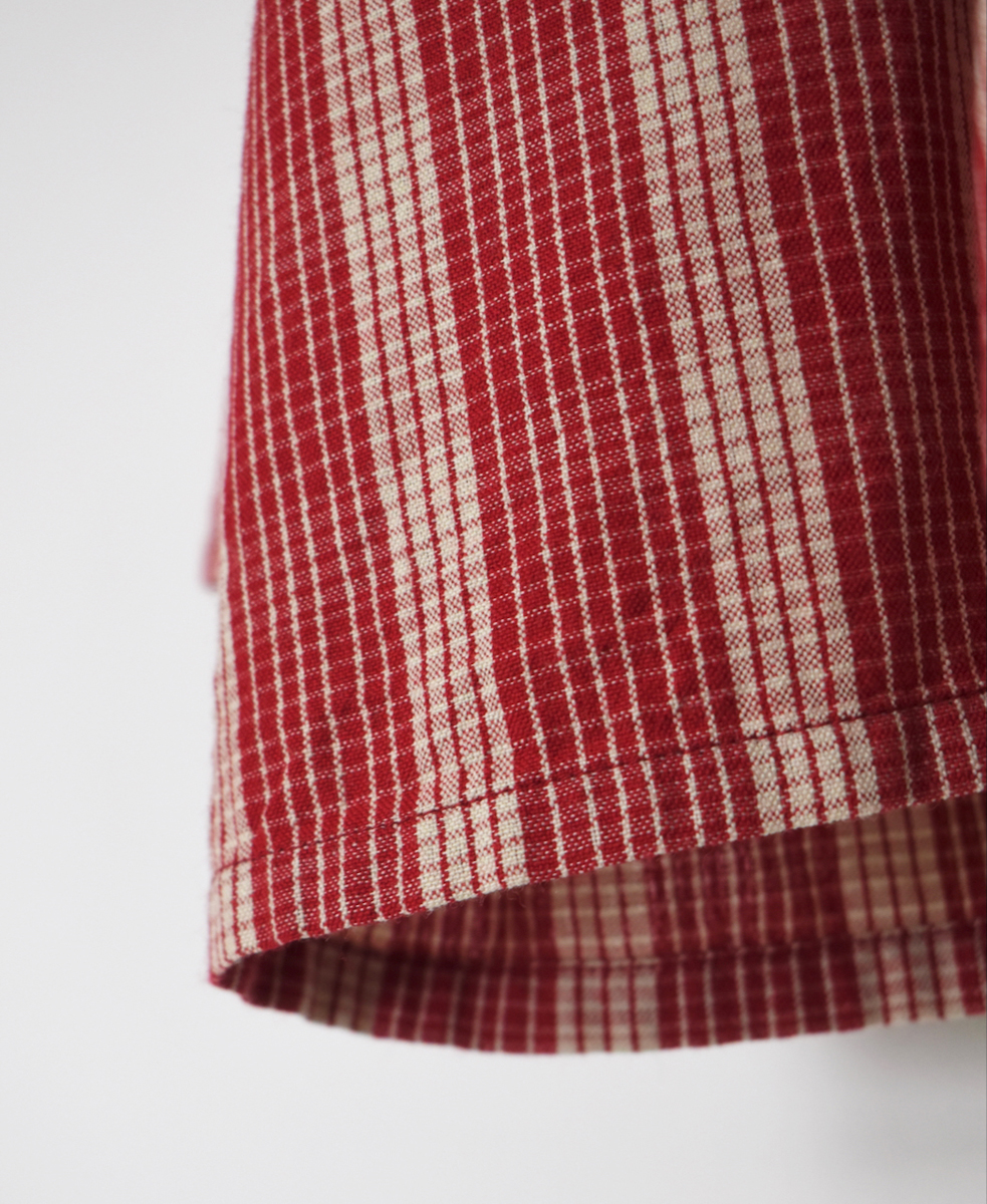 NMDS25592(シャツ) WOOL COTTON CHECK CREW-NECK BUTTON SHIRT WITH PINTUCK