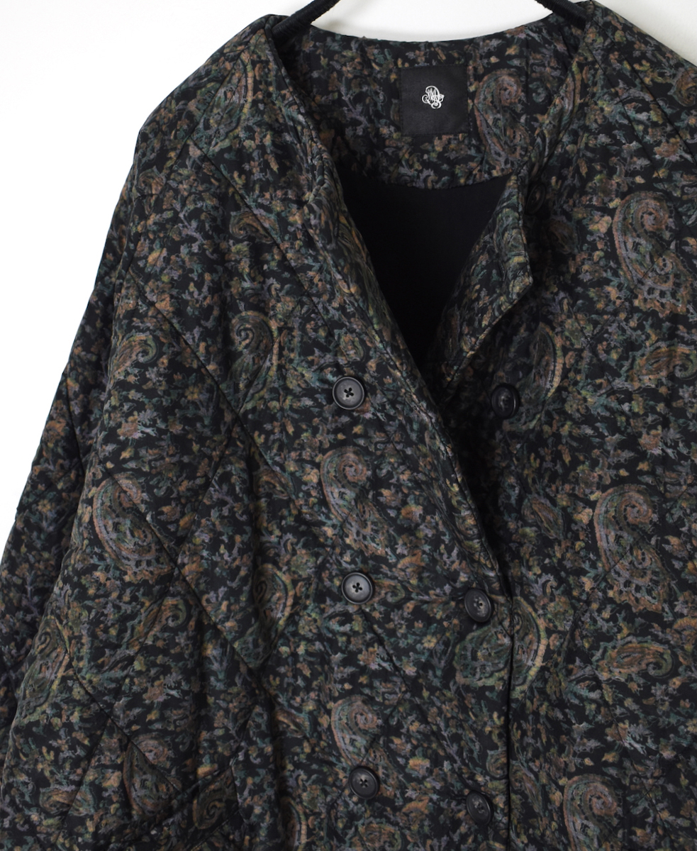 NMDS25572(ジャケット) PADDED BANGALORE SILK PAISLEY PRINT NO-COLLAR DOUBLE JACKET