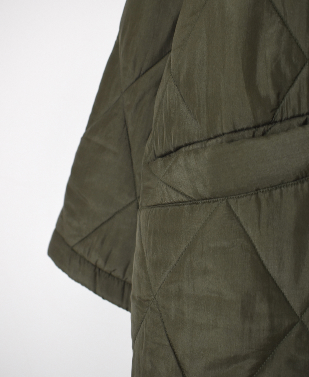 NMDS25581(コート) PADDED BANGALORE SILK PLAIN NO COLLAR DOUBLE COAT