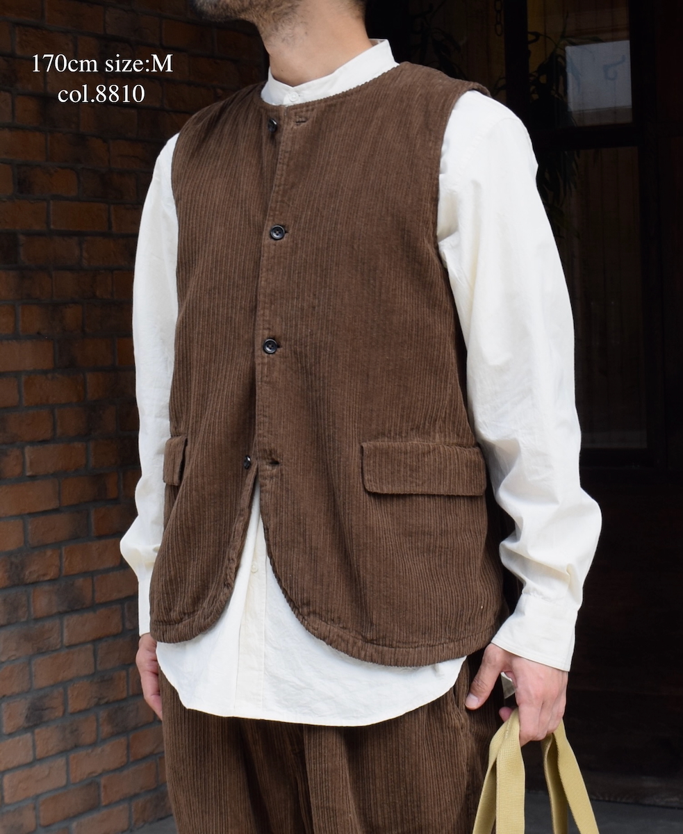 NVL2562D(ベスト)WIDE&NARROW WALE CORDUROY(OVERDYE) 60'S ORGANIC CAMBRIC NO COLLAR VEST