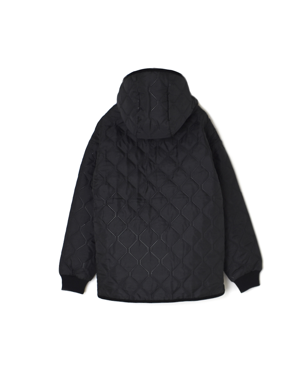 NAM2561PP(ジャケット) PLAIN POLYESTERxPLAIN POLYESTER HEAT QUILT OVERSIZED HOODED JACKET WITH RIBBED CUFF