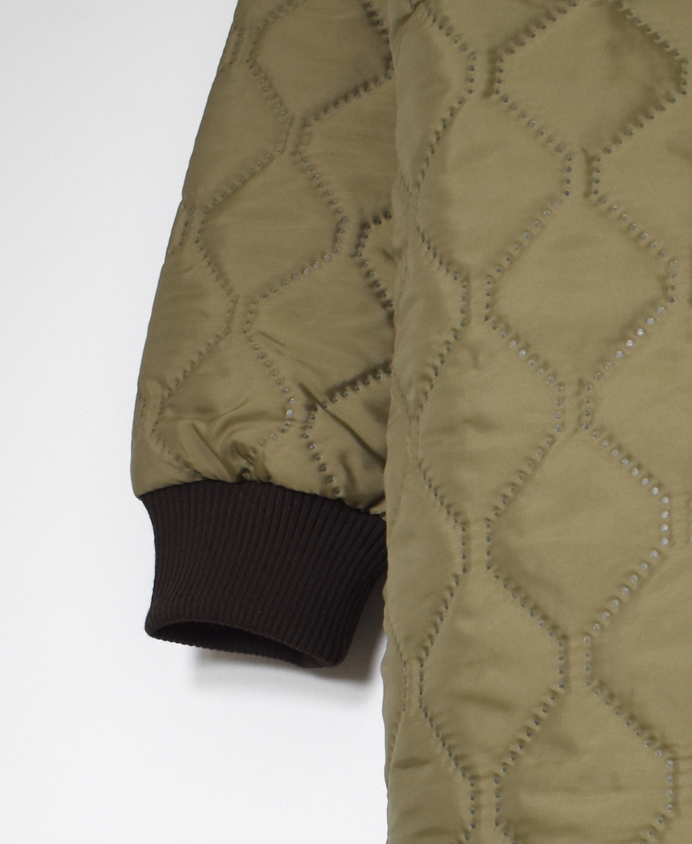 NAM2562PP(コート) PLAIN POLYESTERxPLAIN POLYESTER HEAT QUILT OVERSIZED MID-LENGTH HOODED COAT WITH RIBBED CUFF