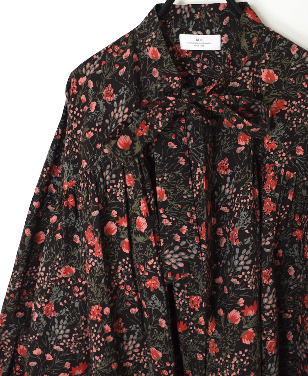 NSL25592(シャツ) 60s CAMBRIC FLOWER PRINT TAI GATHER FLY FRONT SHIRT