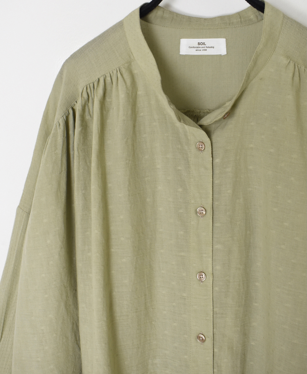 NSL25612(シャツ) COTTON DOBIE DOT PATCHWORK BANDED COLLAR GATHERED SHIRT