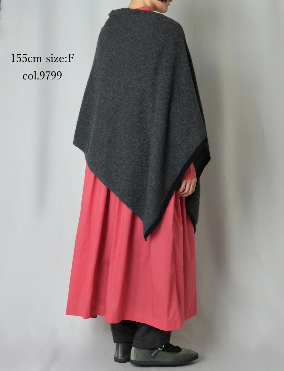 CNMDS1771P(ポンチョ) 12GG WOOL CASHMERE PLAIN PONCHO
