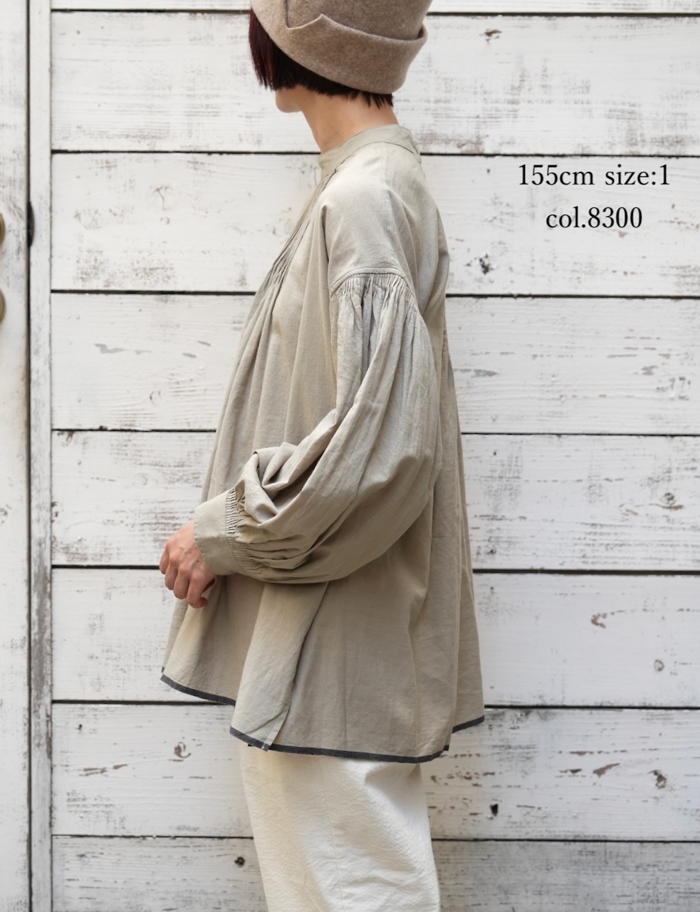 INMDS25722(シャツ) HANDWOVEN HEAVY COTTON PLAIN BACK OPENING STAND COLLAR SHIRT WITH MINI PINTUCK
