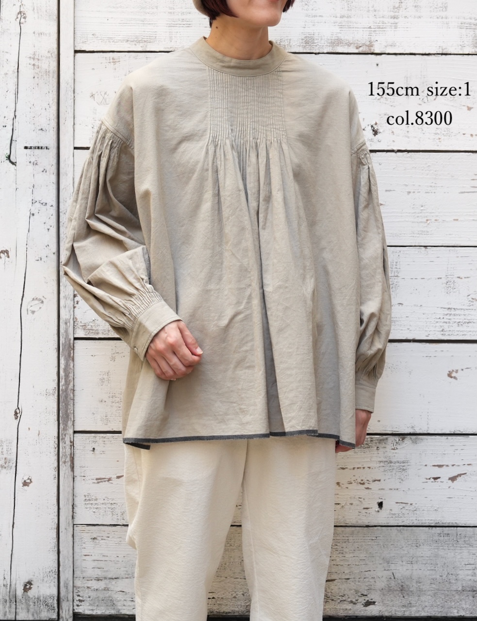INMDS25722(シャツ) HANDWOVEN HEAVY COTTON PLAIN BACK OPENING STAND COLLAR SHIRT WITH MINI PINTUCK