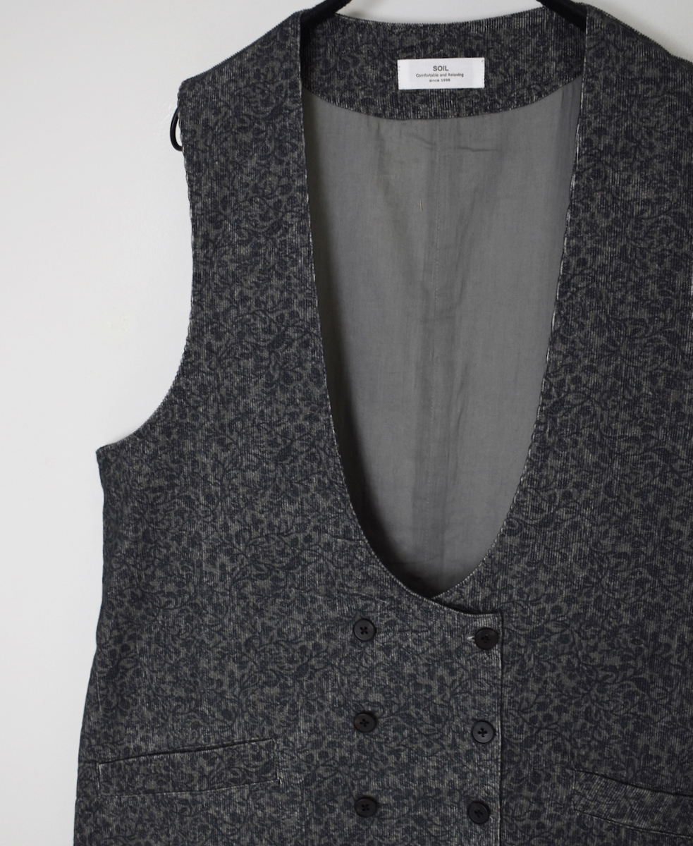 NSL25584(ベスト) CORDUROY SMALL FLOWER PRINT U-NECK LONG VEST WITH SIDE SLIT