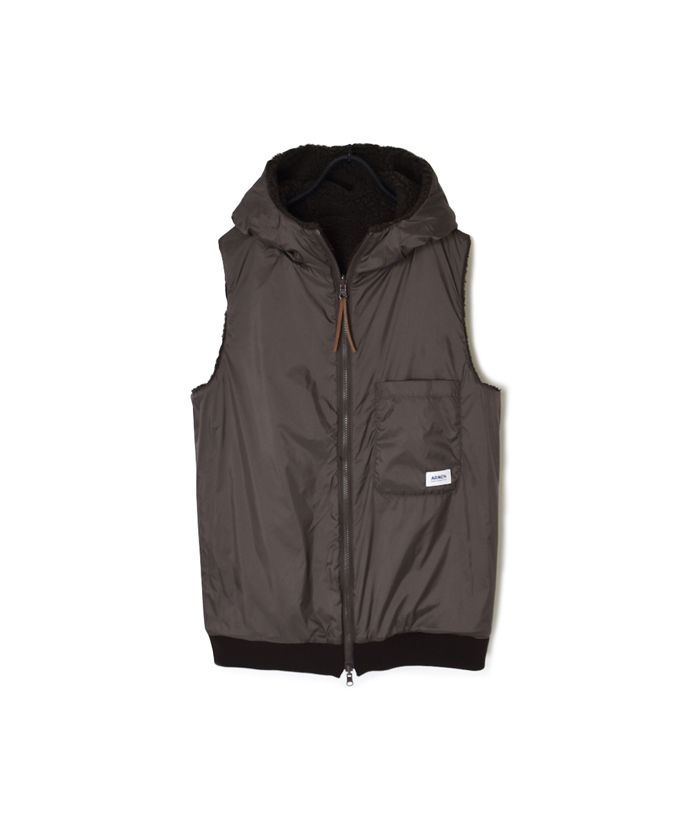 ADNAM2552(ベスト) REVERSIBLE ZIP-UP FLEECE HOODED VEST