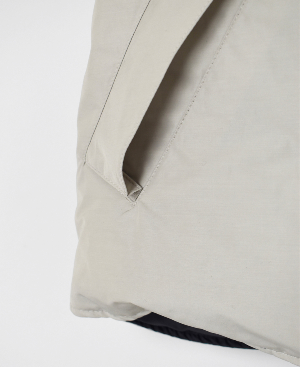 NAM2591(ベスト) POLY×COTTON REVERSIBLE DOWN SNAP FRONT HOODED VEST