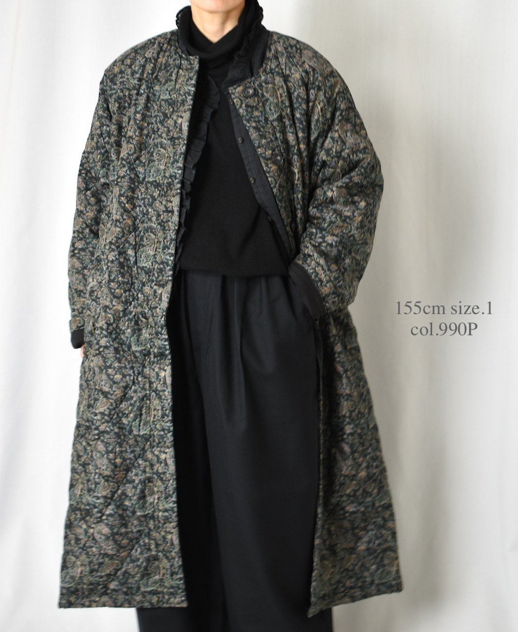 NMDS25571(コート) PADDED BANGALORE SILK PAISLEY PRINT C-NECK FRONT BUTTON COAT