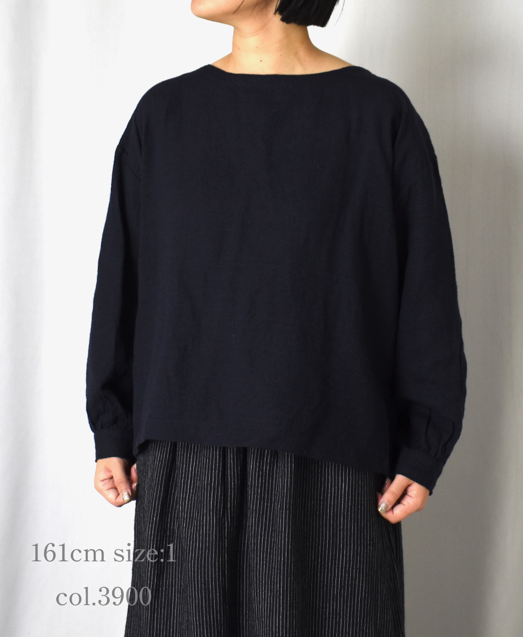 INSL25702(シャツ) WOOL/LINEN PLAIN BOAT NECK PULLOVER WITH BACK SIDE PLEATS