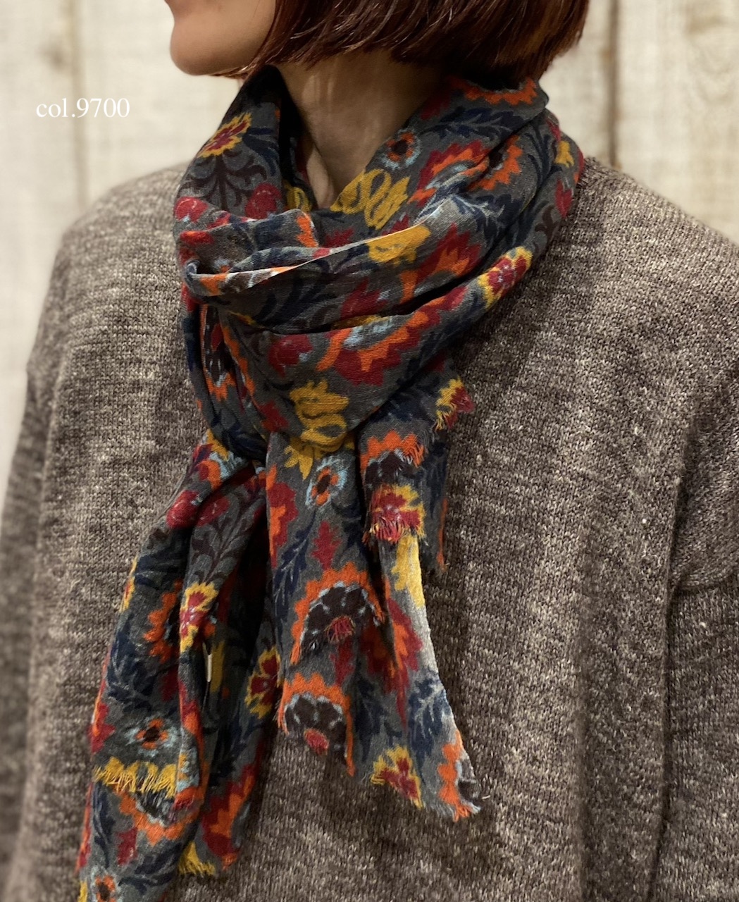 NSL25511(ストール) WOOL FLOWER PRINT STOLE
