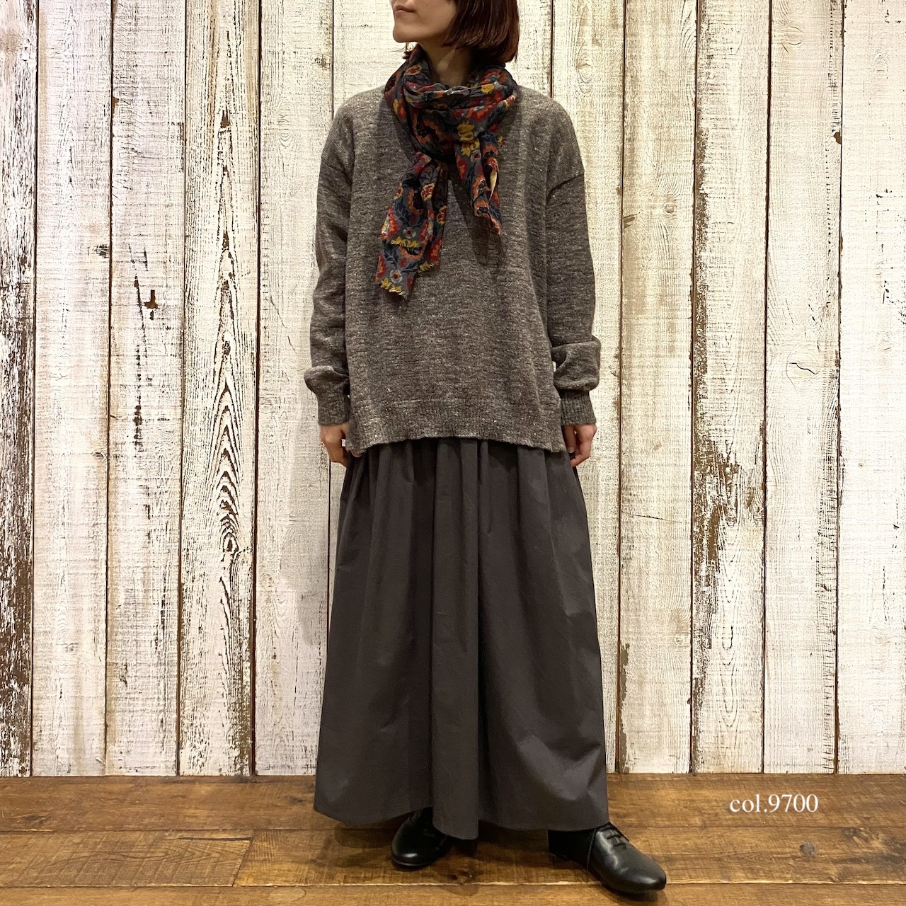 NSL25511(ストール) WOOL FLOWER PRINT STOLE