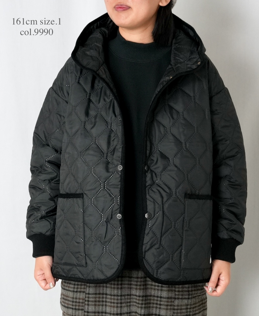 NAM2561PP(ジャケット) PLAIN POLYESTERxPLAIN POLYESTER HEAT QUILT OVERSIZED HOODED JACKET WITH RIBBED CUFF