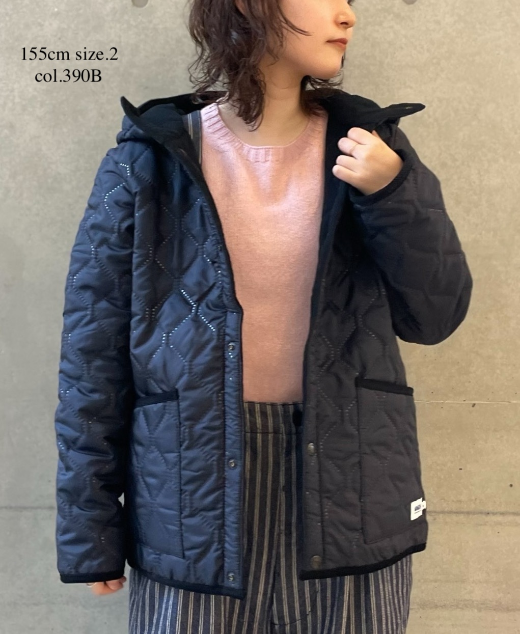 NAM2556(ジャケット) PLAIN POLYESTER×FREECE HEAT QUILT REVERSIBLE HIGH COLLAR HOODED JACKET