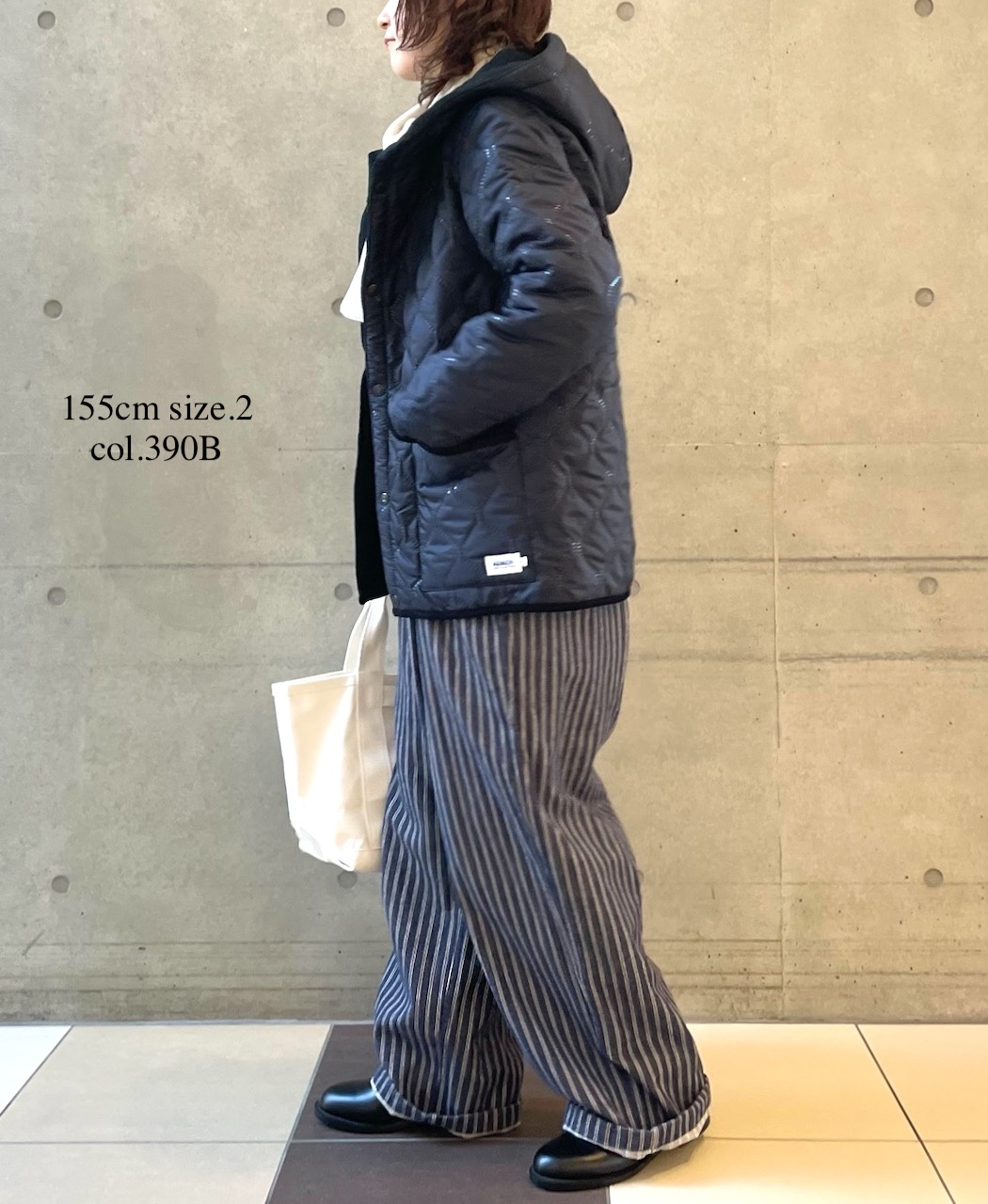 NAM2556(ジャケット) PLAIN POLYESTER×FREECE HEAT QUILT REVERSIBLE HIGH COLLAR HOODED JACKET