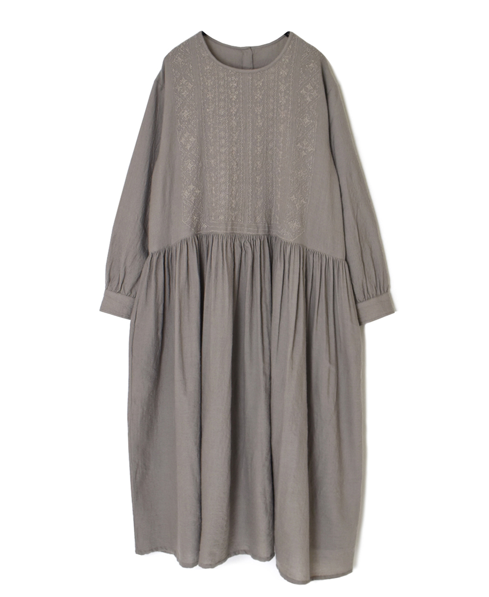 NMDS25604(ワンピース) BOILED WOOL PLAIN CREW NECK EMB DRESS