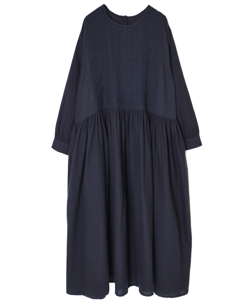 NMDS25604(ワンピース) BOILED WOOL PLAIN CREW NECK EMB DRESS