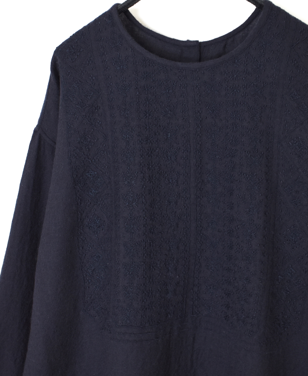 NMDS25603(シャツ) BOILED WOOL PLAIN BACK OPENING CREW-NECK EMB SHIRT