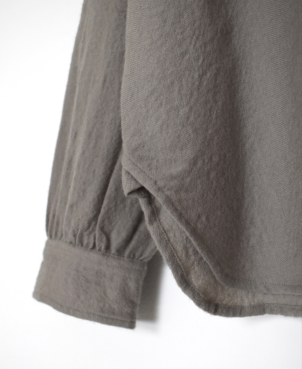 NMDS25603(シャツ) BOILED WOOL PLAIN BACK OPENING CREW-NECK EMB SHIRT