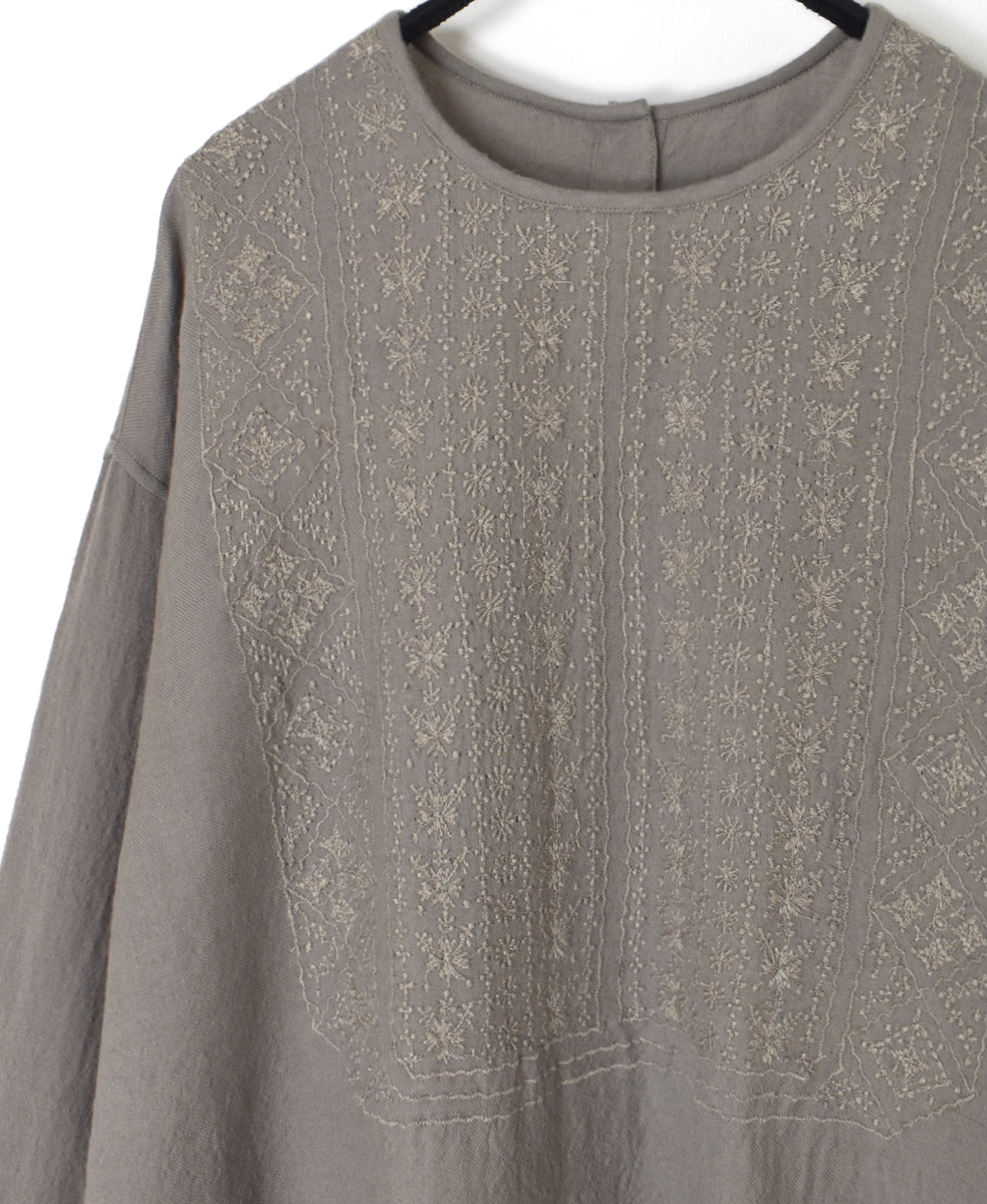 NMDS25603(シャツ) BOILED WOOL PLAIN BACK OPENING CREW-NECK EMB SHIRT