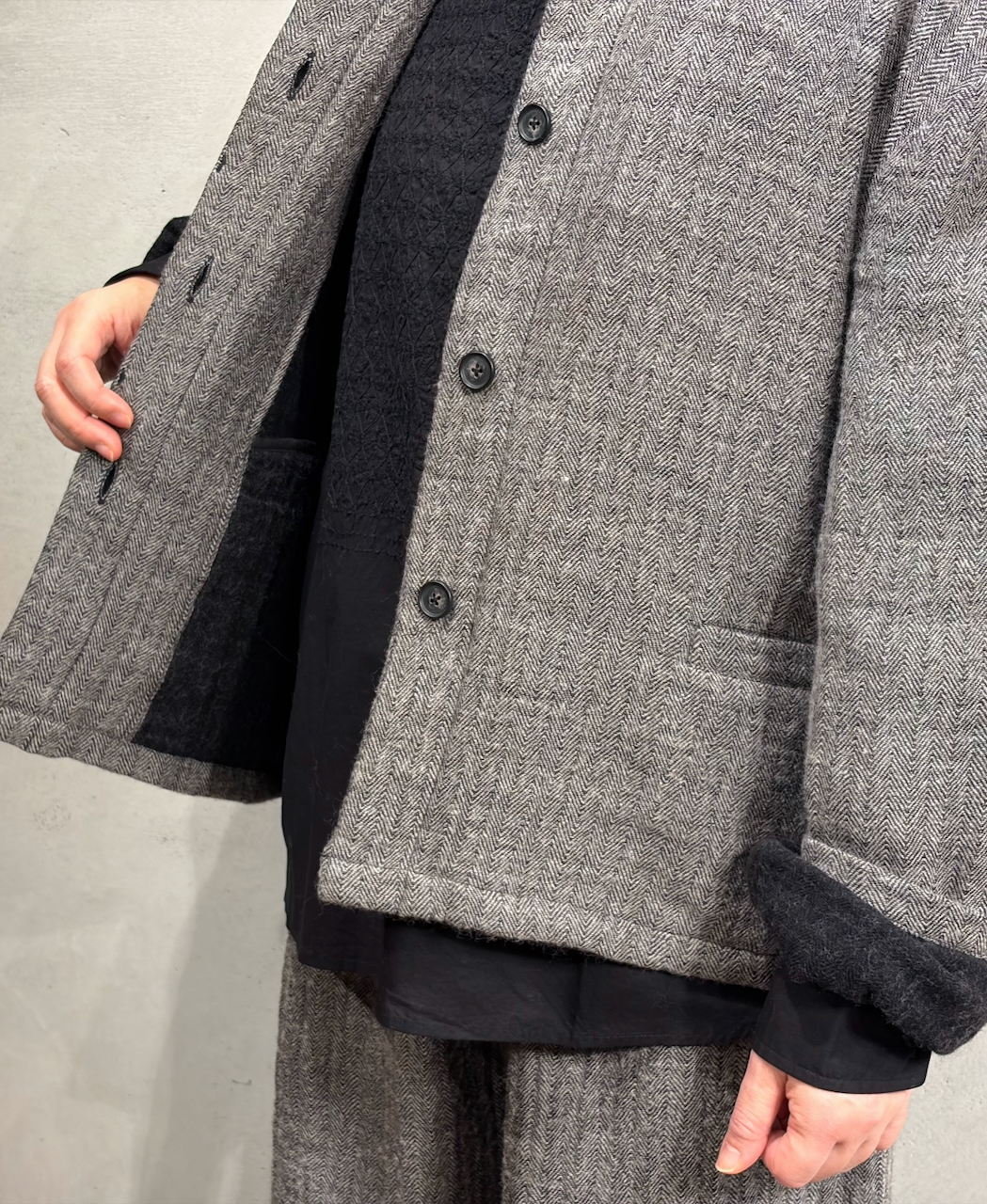 NMDS25611(ジャケット) WOOL COTTON HERRINGBONE STAND COLLAR FLY FRONT JACKET
