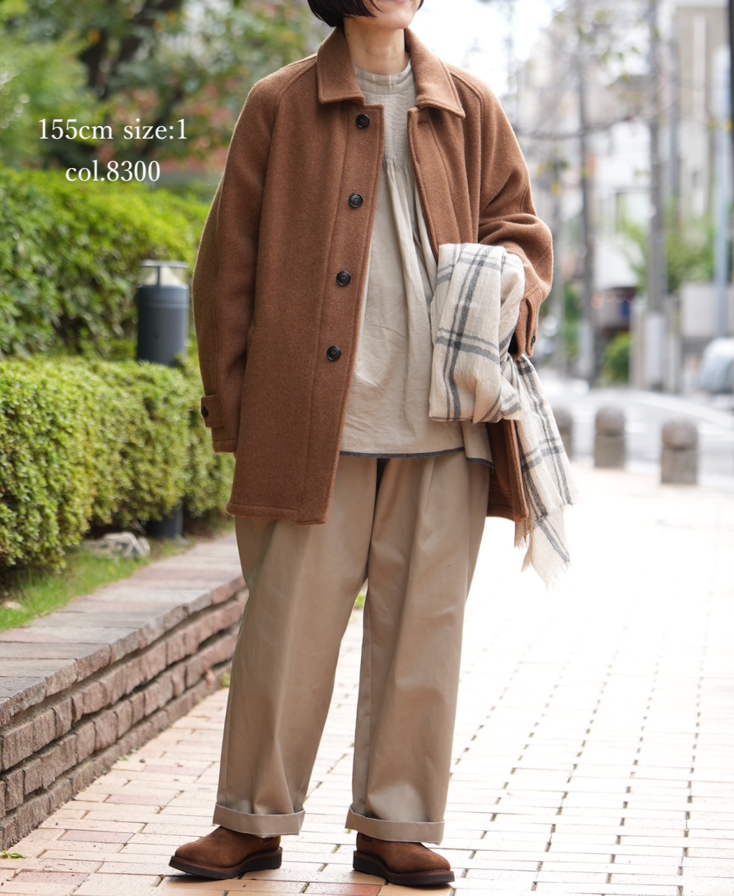 INMDS25722(シャツ) HANDWOVEN HEAVY COTTON PLAIN BACK OPENING STAND COLLAR SHIRT WITH MINI PINTUCK