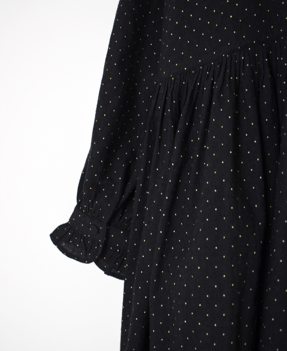 INMDS25764(ワンピース) WOOL/COTTON/SILK PIN DOT PRINT FRILL COLLAR SHIRT DRESS WITH RAJASTHAN GATHER