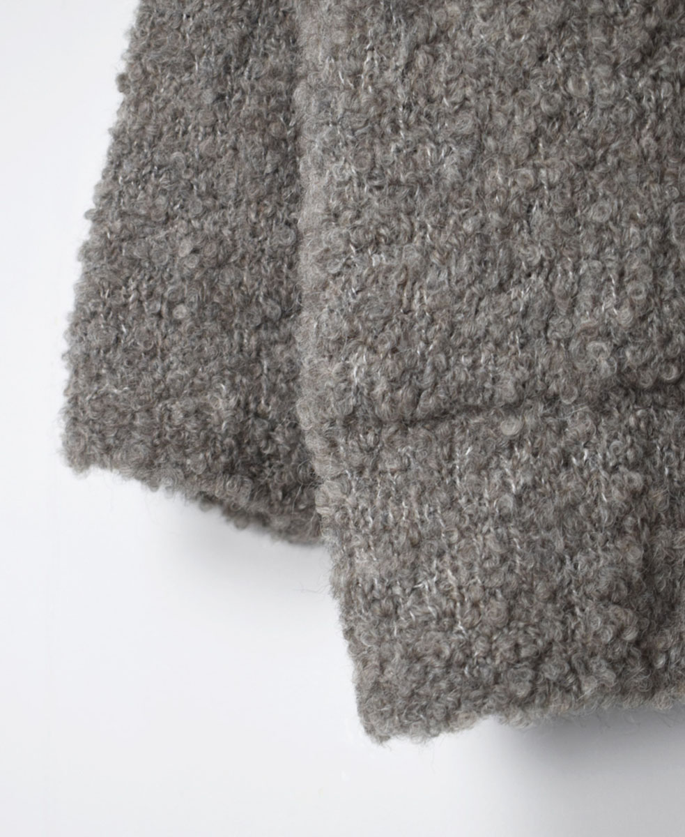 CNMDS2051A (カーディガン) BOUCLE V-NECK CARDIGAN WITH PIN