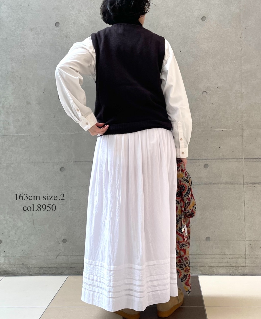 JNAMP2451(ニット)GEELONG LAMBSWOOL POLO NECK VEST