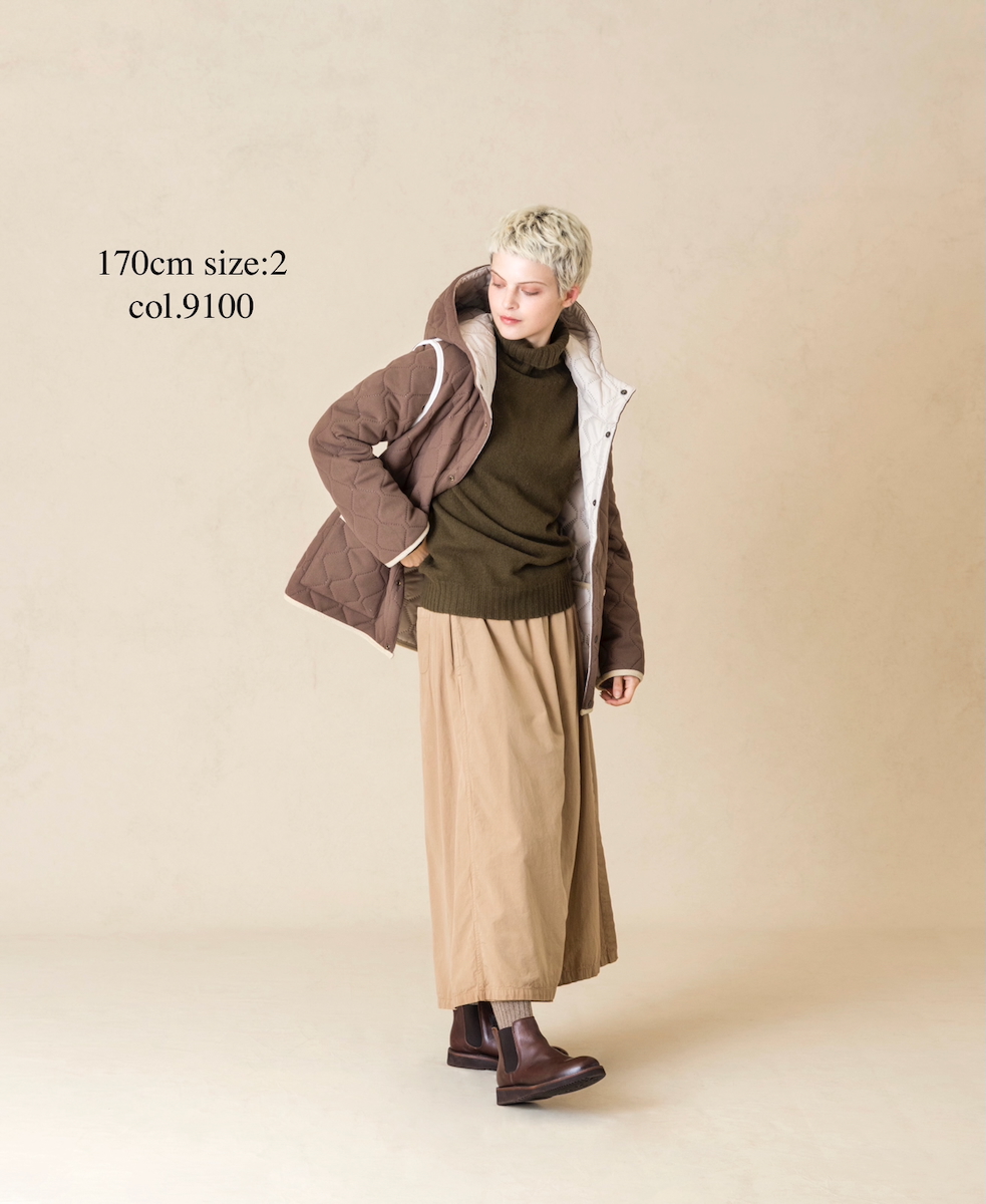 NAM2556(ジャケット) PLAIN POLYESTER×FREECE HEAT QUILT REVERSIBLE HIGH COLLAR HOODED JACKET