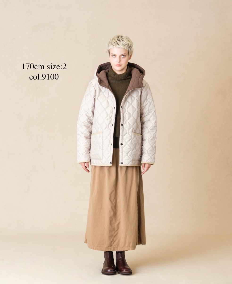 NAM2556(ジャケット) PLAIN POLYESTER×FREECE HEAT QUILT REVERSIBLE HIGH COLLAR HOODED JACKET
