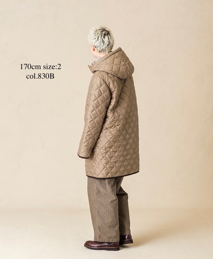 NAM2554(コート) PLAIN POLYESTER×FREECE HEAT QUILT REVERSIBLE HIGH COLLAR HOODED COAT