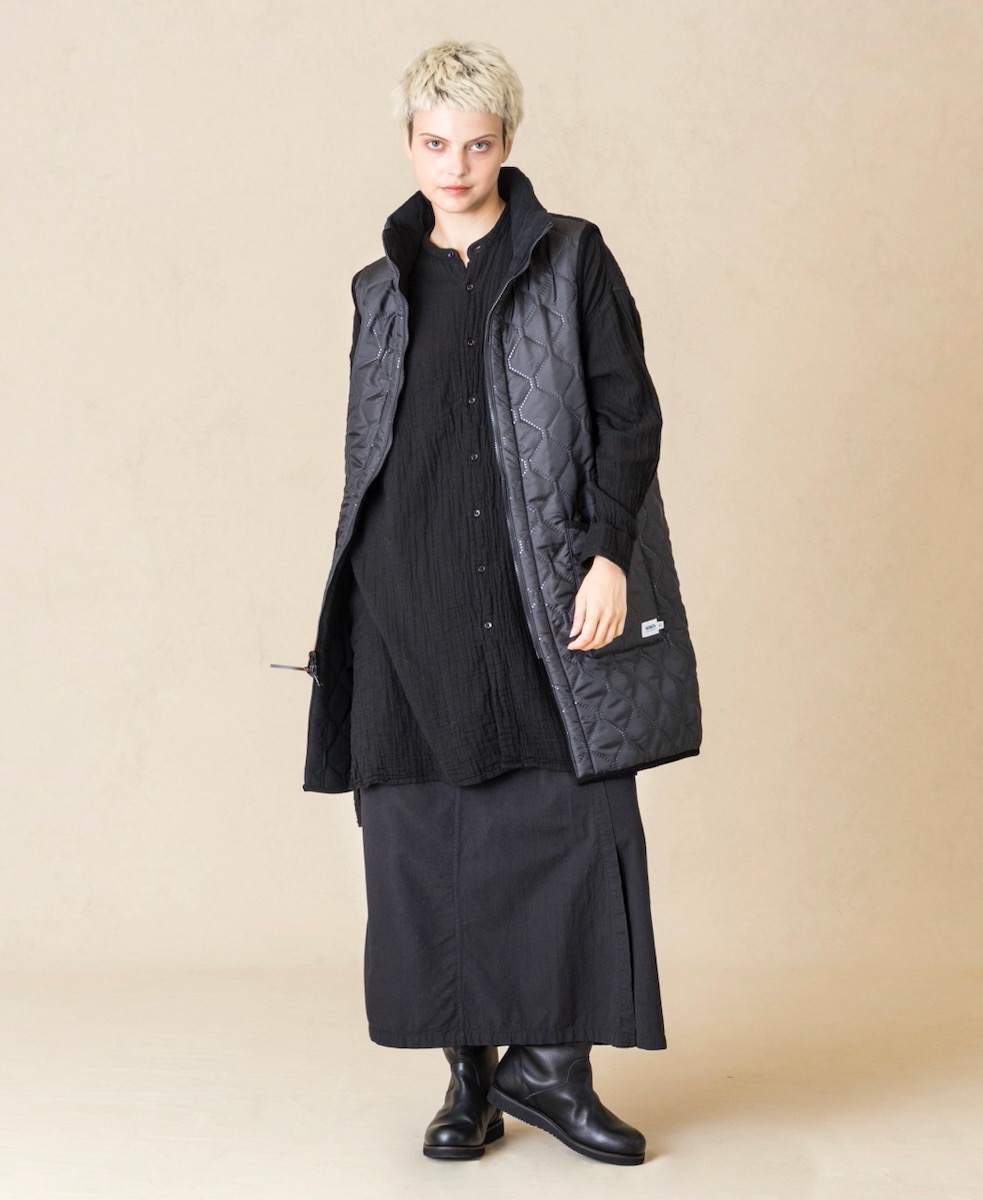 NAM2551(ベスト) PLAIN POLYESTER×FREECE HEAT QUILT HIGH-NECK FULL DOUBLE ZIP-UP REVERSIBLE LONG VEST