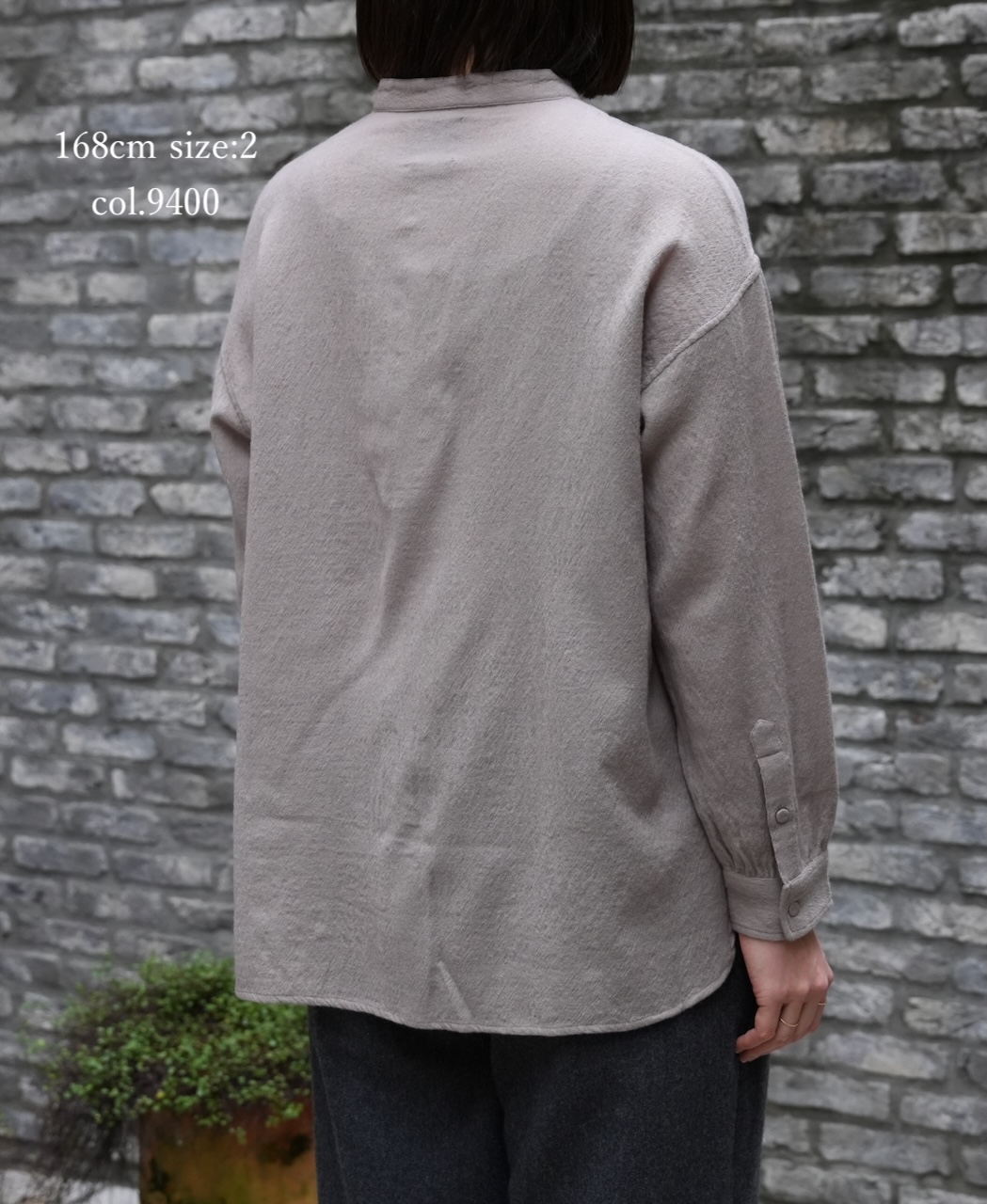 NMDS25601(シャツ) BOILED WOOL PLAIN BANDED COLLAR EMB SHIRT