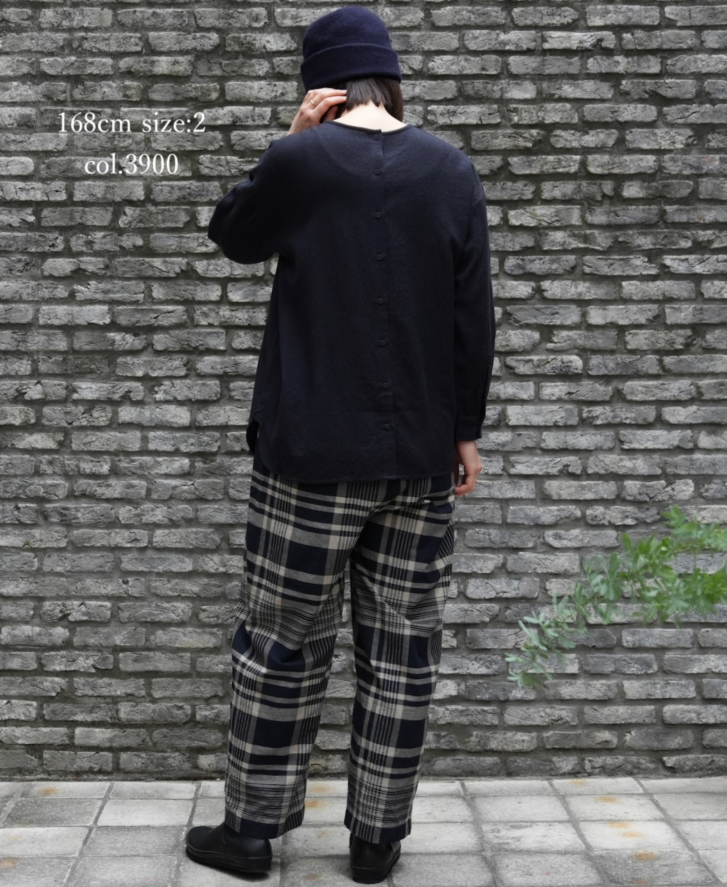 NMDS25603(シャツ) BOILED WOOL PLAIN BACK OPENING CREW-NECK EMB SHIRT