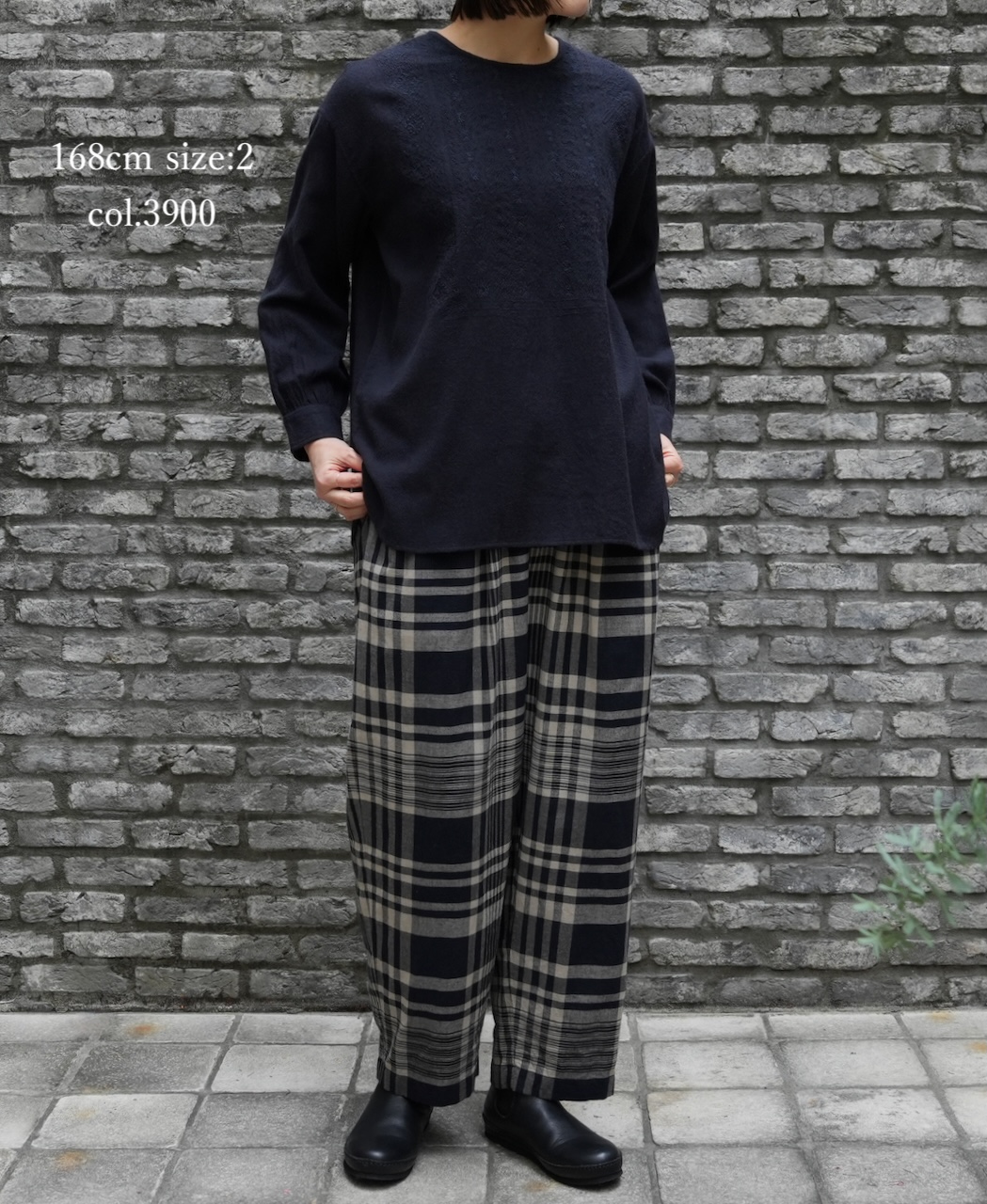 NMDS25603(シャツ) BOILED WOOL PLAIN BACK OPENING CREW-NECK EMB SHIRT