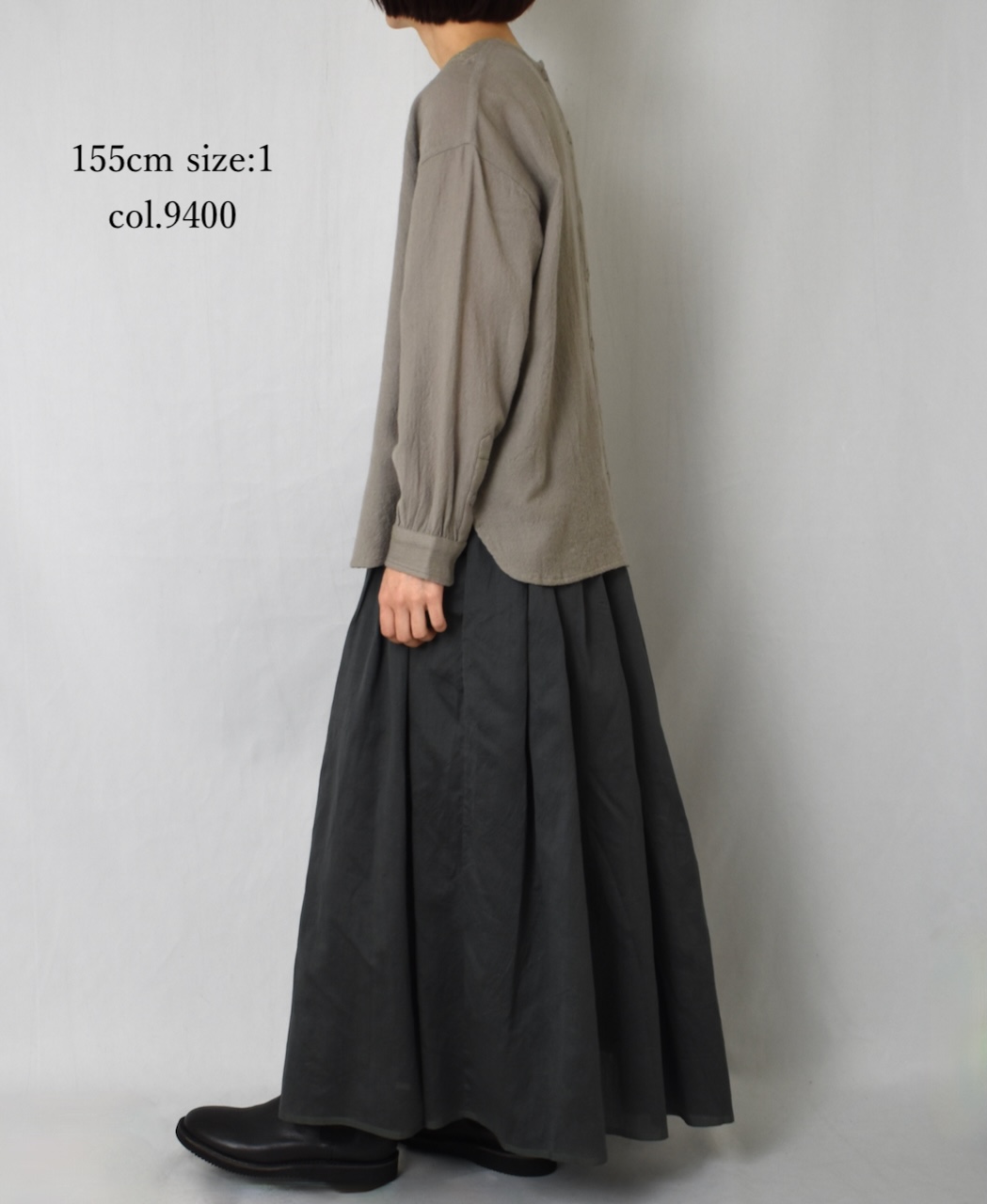 ●NMDS25603(シャツ) BOILED WOOL PLAIN BACK OPENING CREW-NECK EMB SHIRT