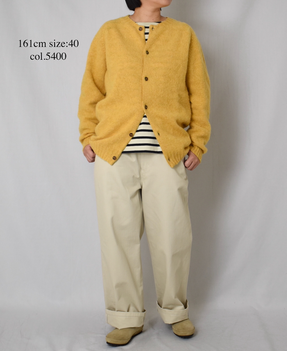 NJT2351 (ニット) SHETLAND WOOL PLAIN HEAVY BRUSH SEAM FREE CREW NECK SADDLE SHOULDER CARDIGAN