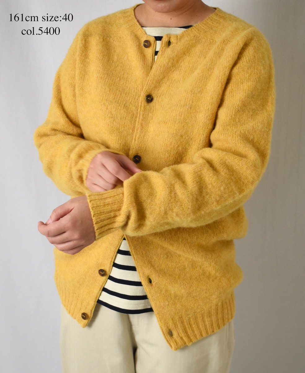 NJT2351 (ニット) SHETLAND WOOL PLAIN HEAVY BRUSH SEAM FREE CREW NECK SADDLE SHOULDER CARDIGAN