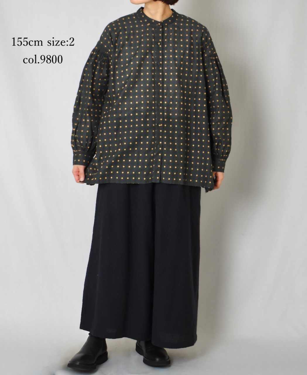 INMDS25771(シャツ) 80s COTTON VOILE CONTRAST FLOWER HAND SCREEN PRINT BANDED COLLAR SHIRT WITH MINI PINTUCK