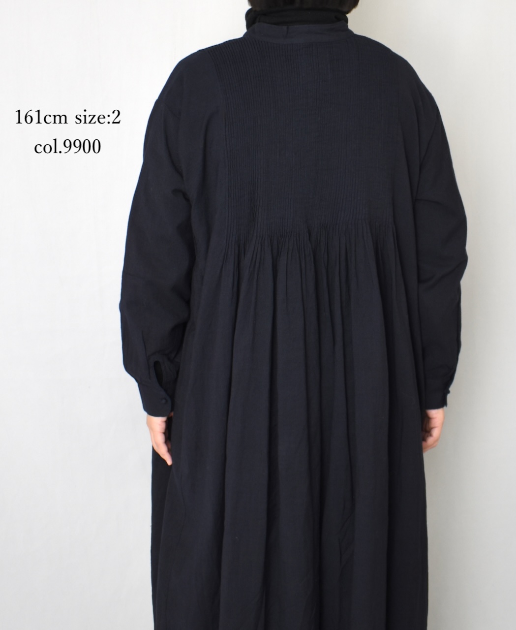 INMDS25724(ワンピース) HANDWOVEN HEAVY COTTON PLAIN MINI PINTUCK
